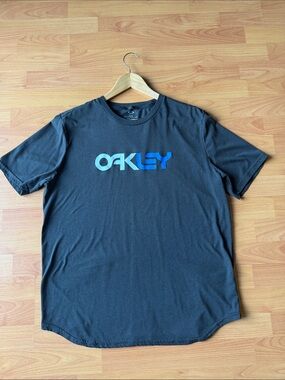 Oakley Black Graphic Logo Tee SizeXL